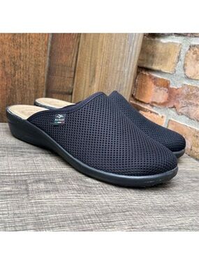 Fly Flot Italian Knit Women's Black Mesh Slip-On Mules Clogs Slipper Shoe Size 9